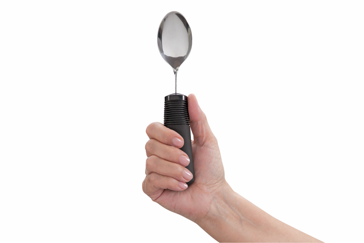 421211_tablespoon_in_hand__36893
