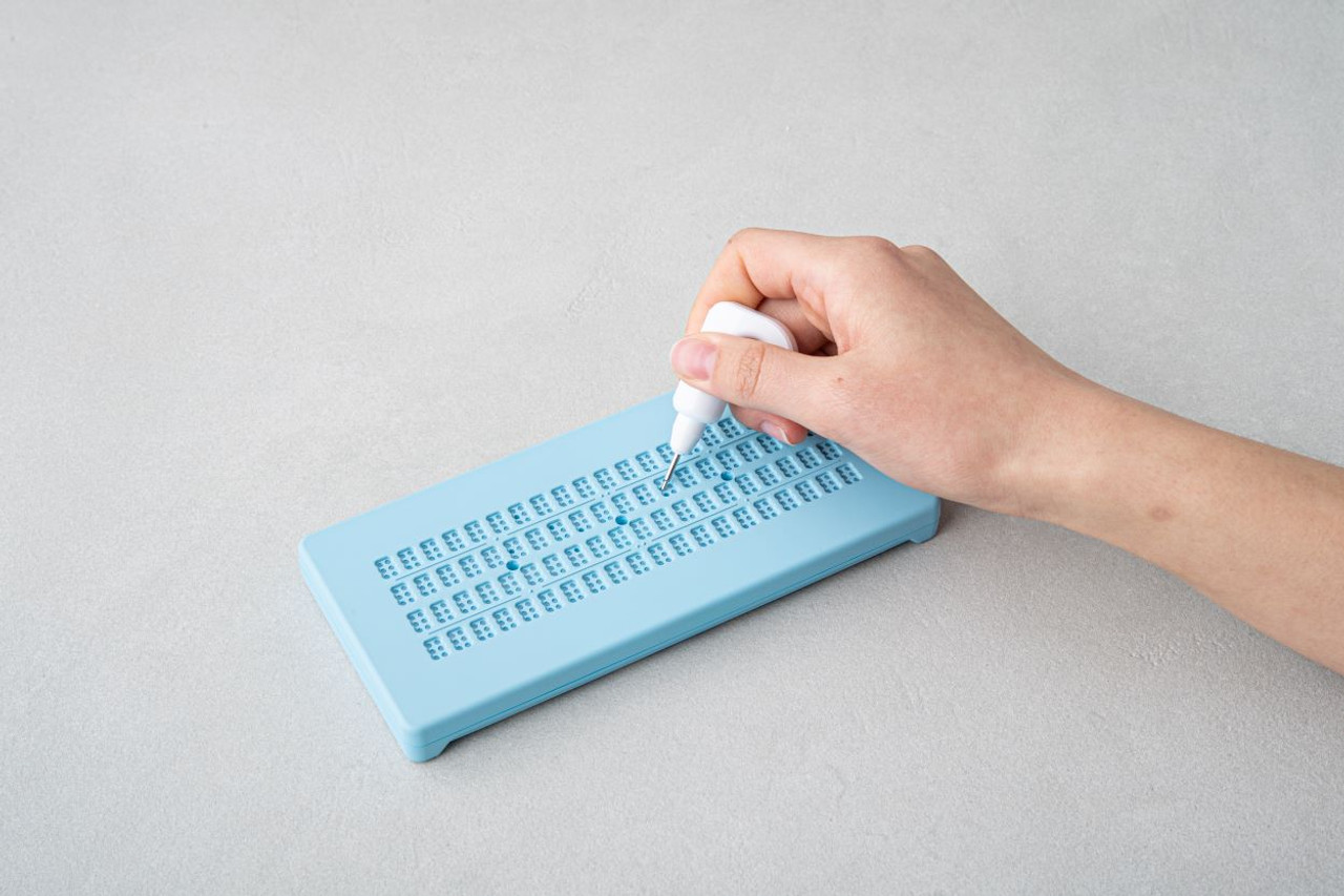 521078_Writing_with_Versa__53017